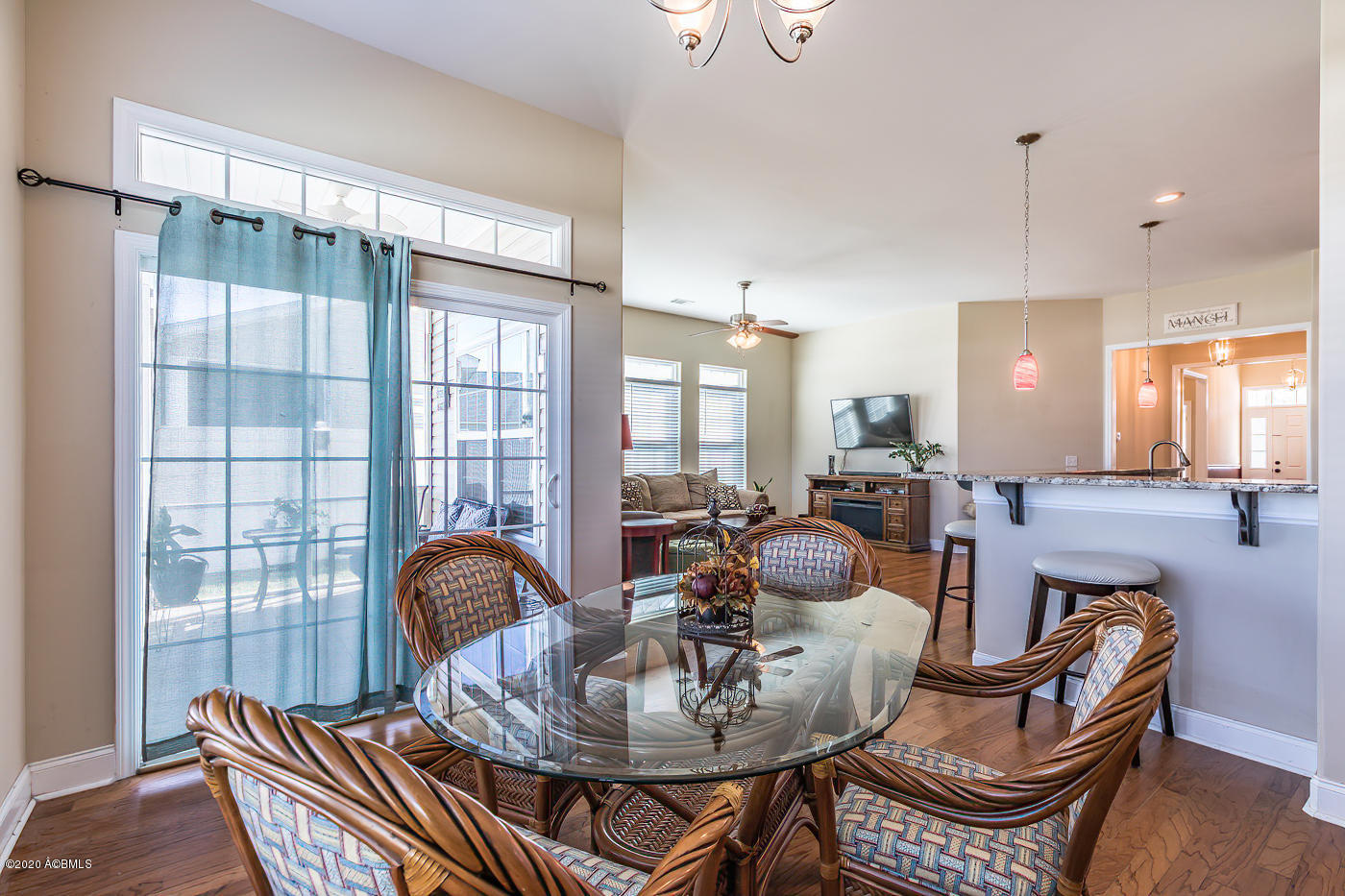 55 Providence Way Ridgeland, SC 29936 - Photo 17 of 42 17 Dining