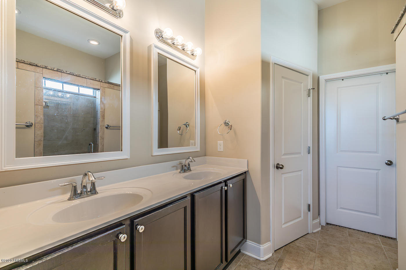55 Providence Way Ridgeland, SC 29936 - Photo 23 of 42 23 Primary bath