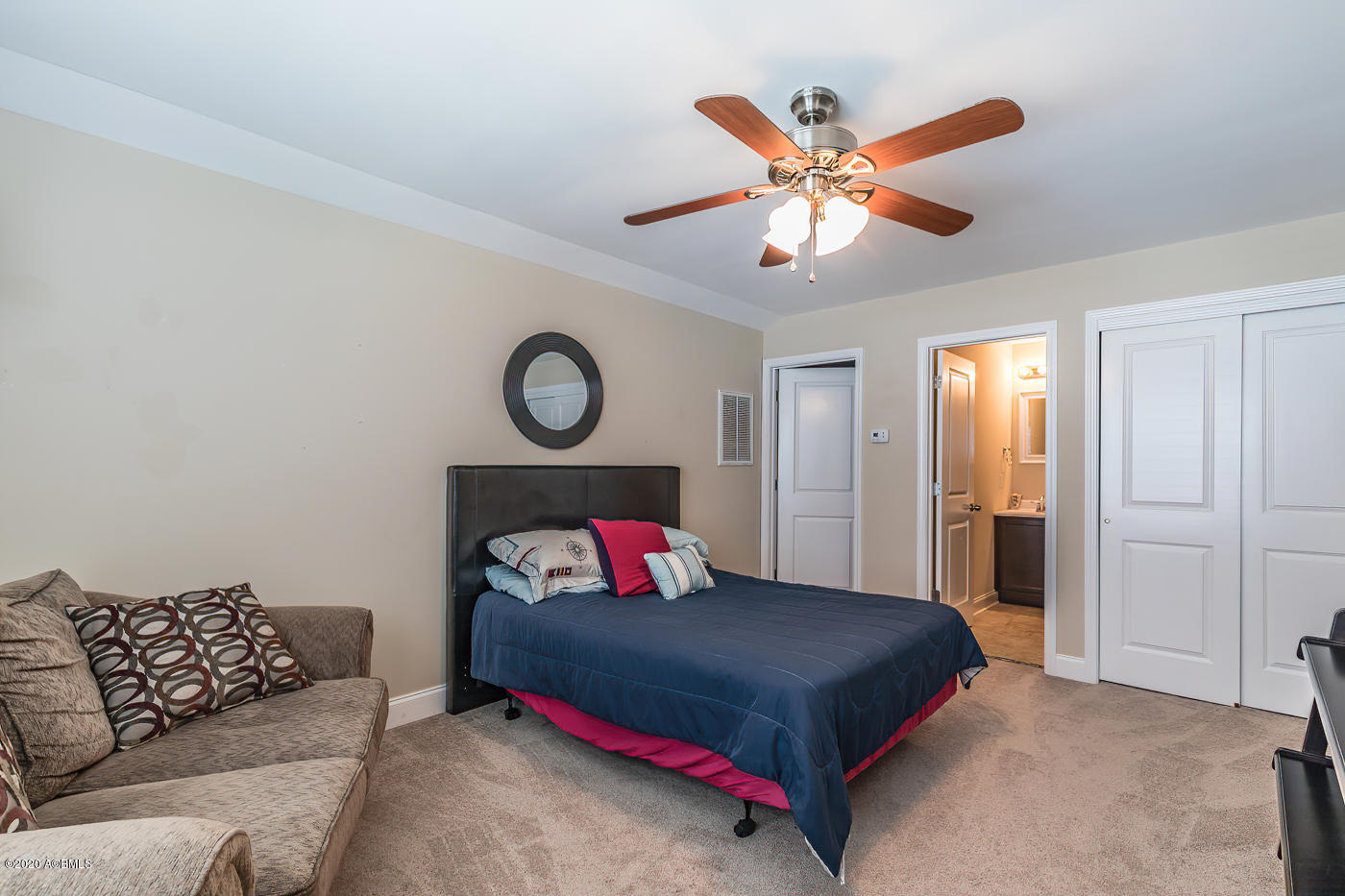55 Providence Way Ridgeland, SC 29936 - Photo 35 of 42 35 Secondary bedroom