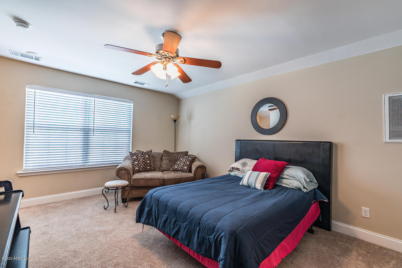 55 Providence Way Ridgeland, SC 29936 - Photo 37 of 42 37 Secondary bedroom