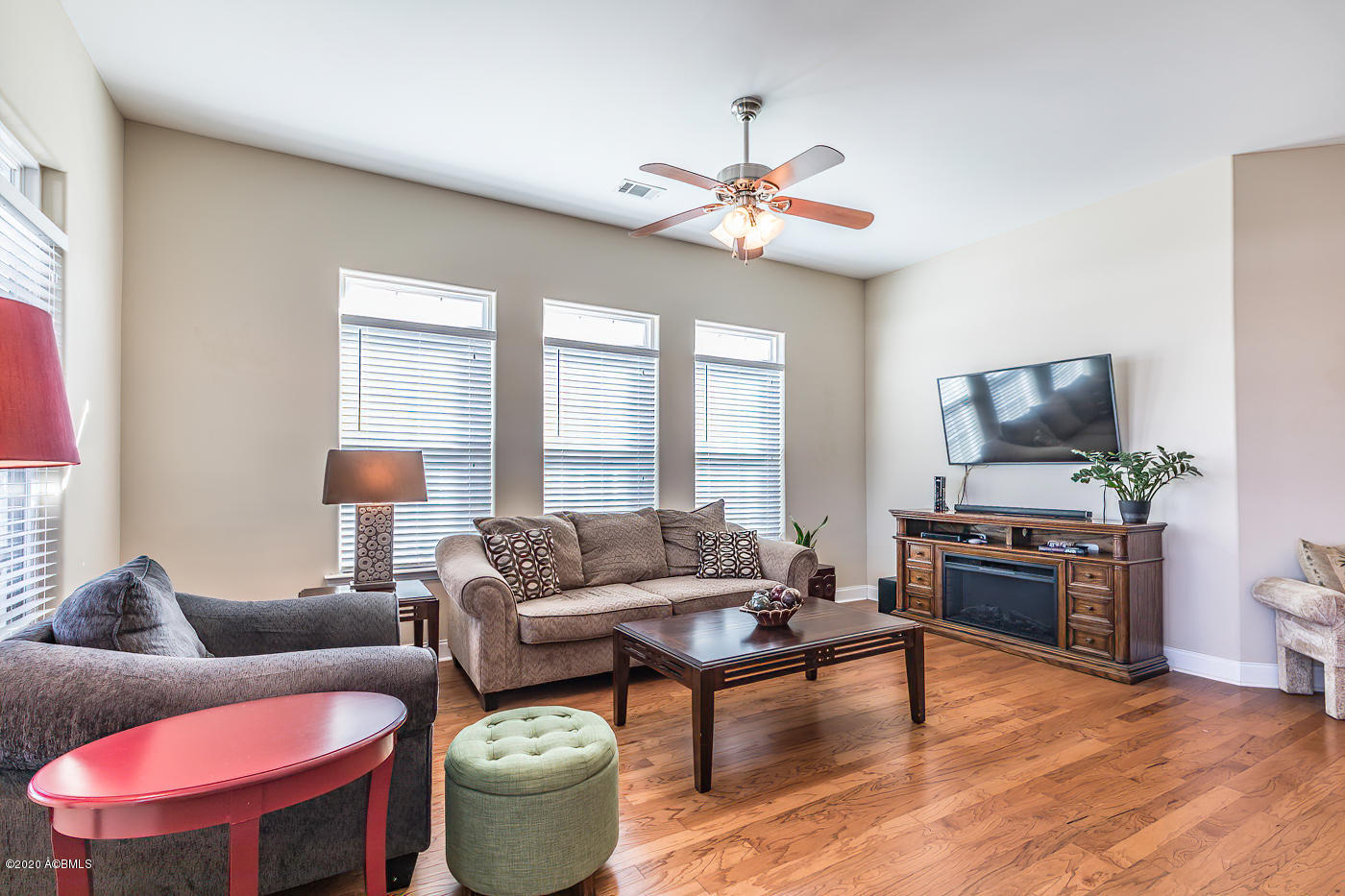 55 Providence Way Ridgeland, SC 29936 - Photo 8 of 42 8 Great room