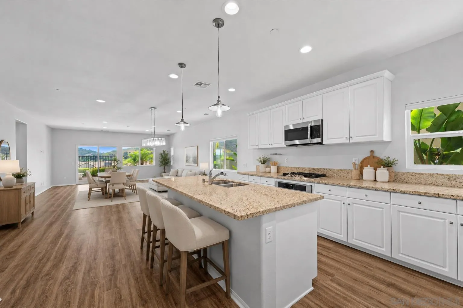 339 Calabrese Street Fallbrook, CA 92028 - Photo 9 of 35