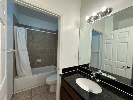$1,895 | 1035 Northeast 10th Avenue, Unit 1, Fort Lauderdale, FL 33304
