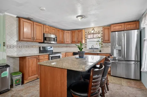 $425,000 | 15 Manning Street, Marlborough, MA 01752