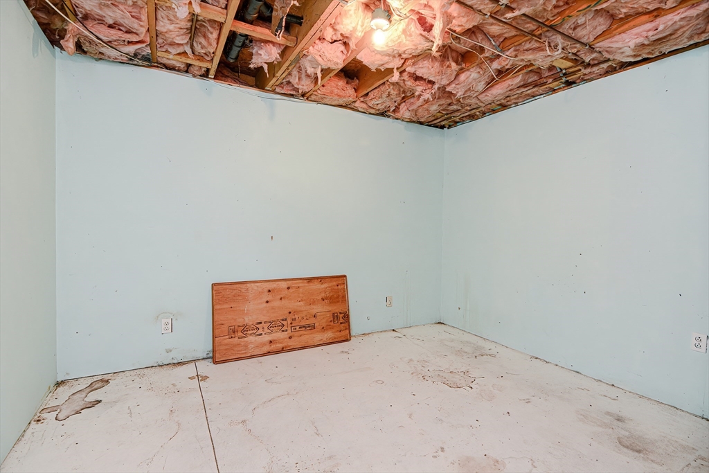 38 Clark Road Sturbridge, MA 01518 - Photo 25 of 30