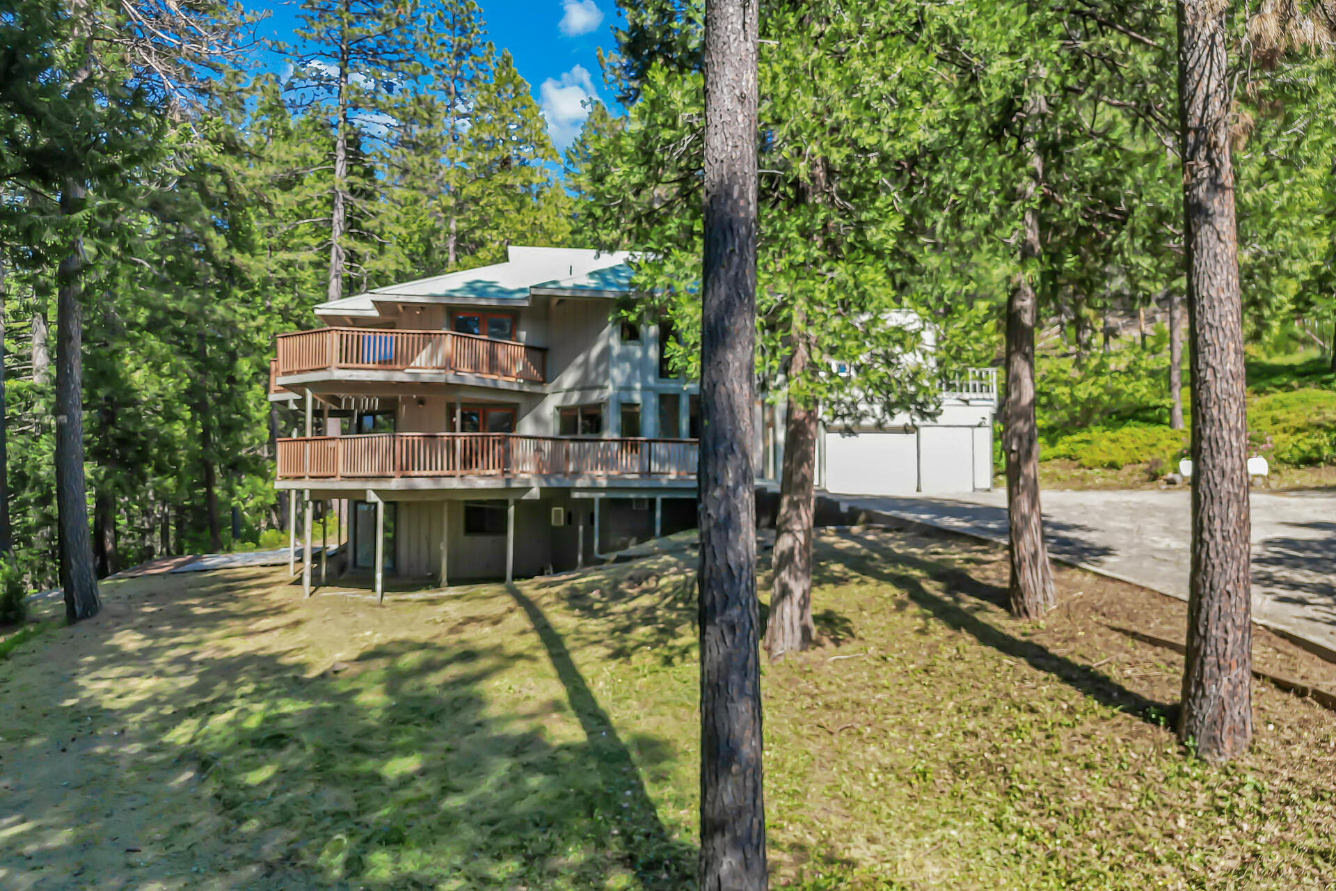 15368 Star Flower Road Oak Run, CA 96069 - Photo 8 of 63 15368StarFlowerRoad-12