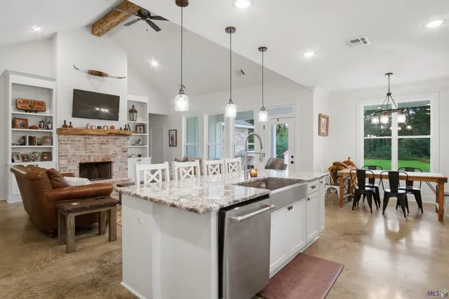 $485,000 | 771 Carrier Road, Pine Grove, LA 70453