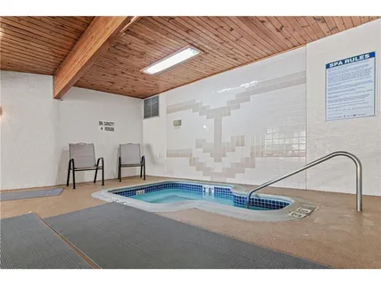 $120,000 | 2670 Oxford Street North, Unit 202, Roseville, MN 55113