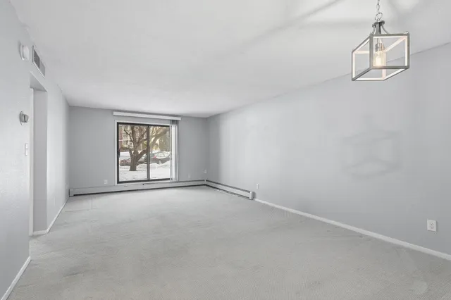 $120,000 | 2670 Oxford Street North, Unit 202, Roseville, MN 55113