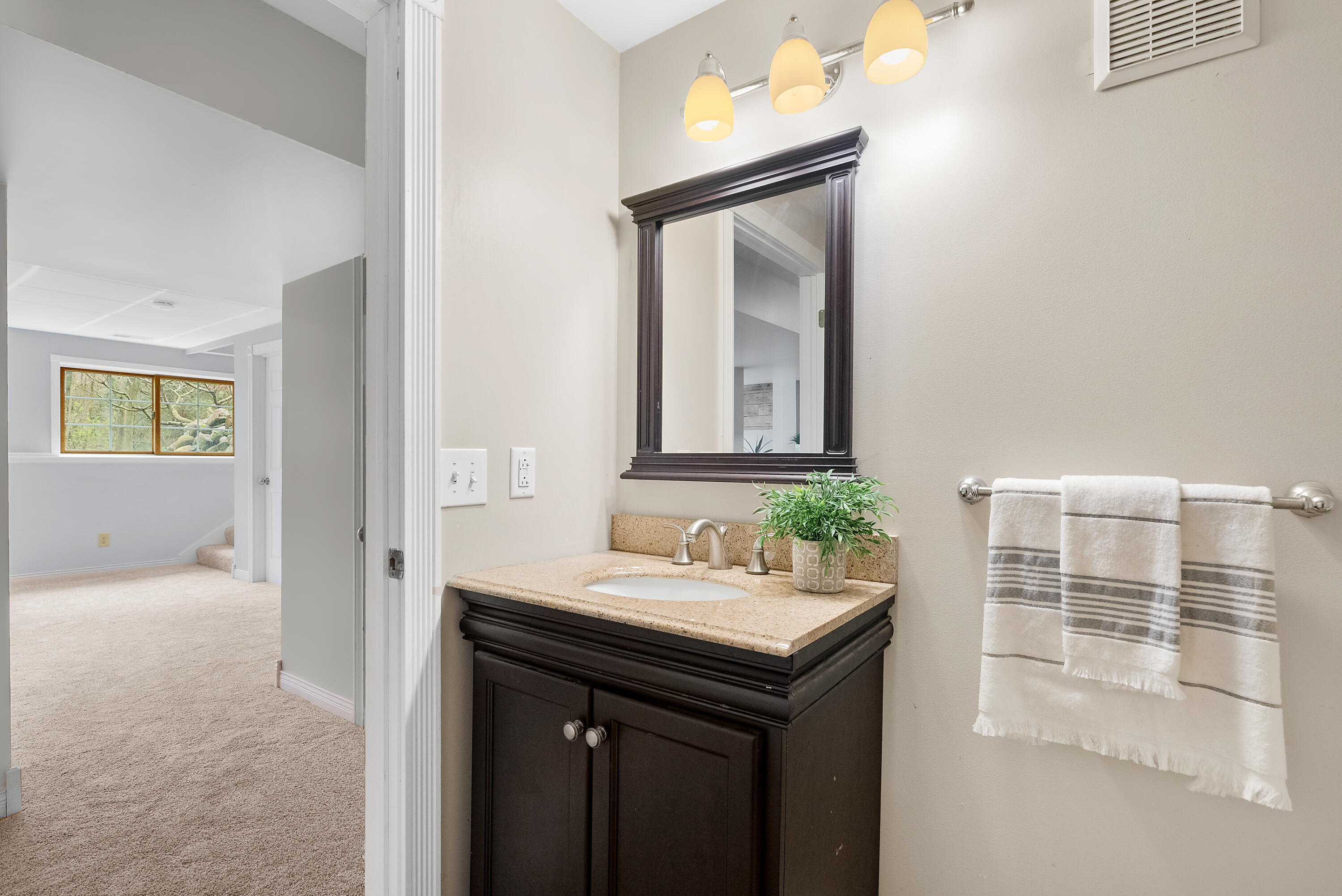 9622 West R Avenue Mattawan, MI 49071 - Photo 47 of 74 Full Bath