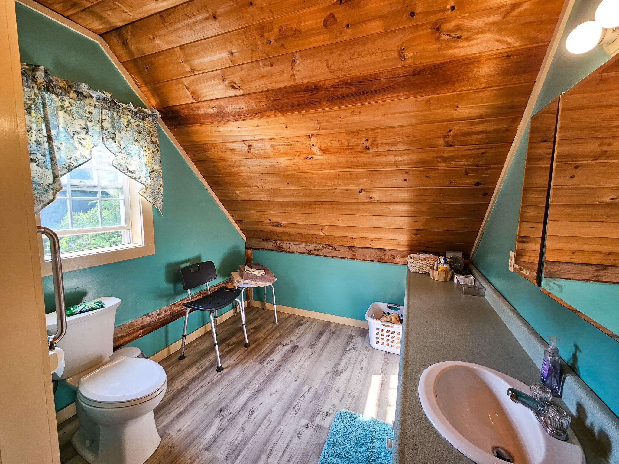 669 Dallas Hill Road Rangeley, ME 04970 - Photo 79 of 136 20250715_172621
