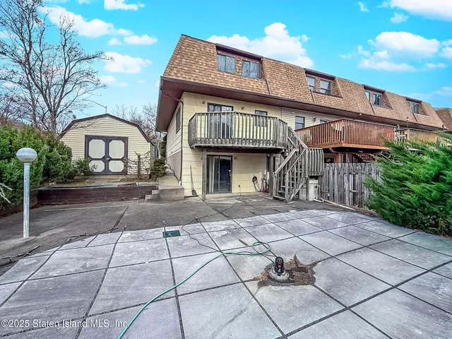 $659,000 | 850 Rensselaer Avenue | Woodrow