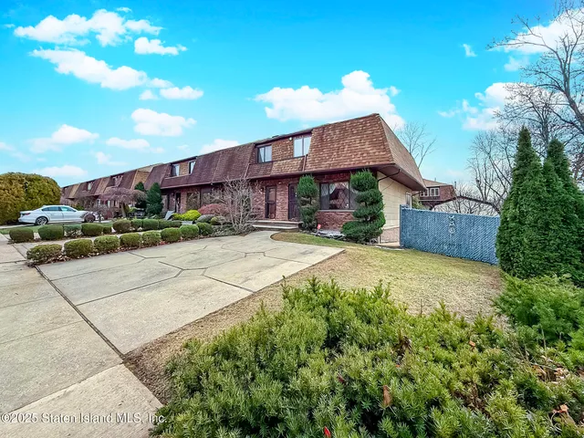 $659,000 | 850 Rensselaer Avenue | Woodrow