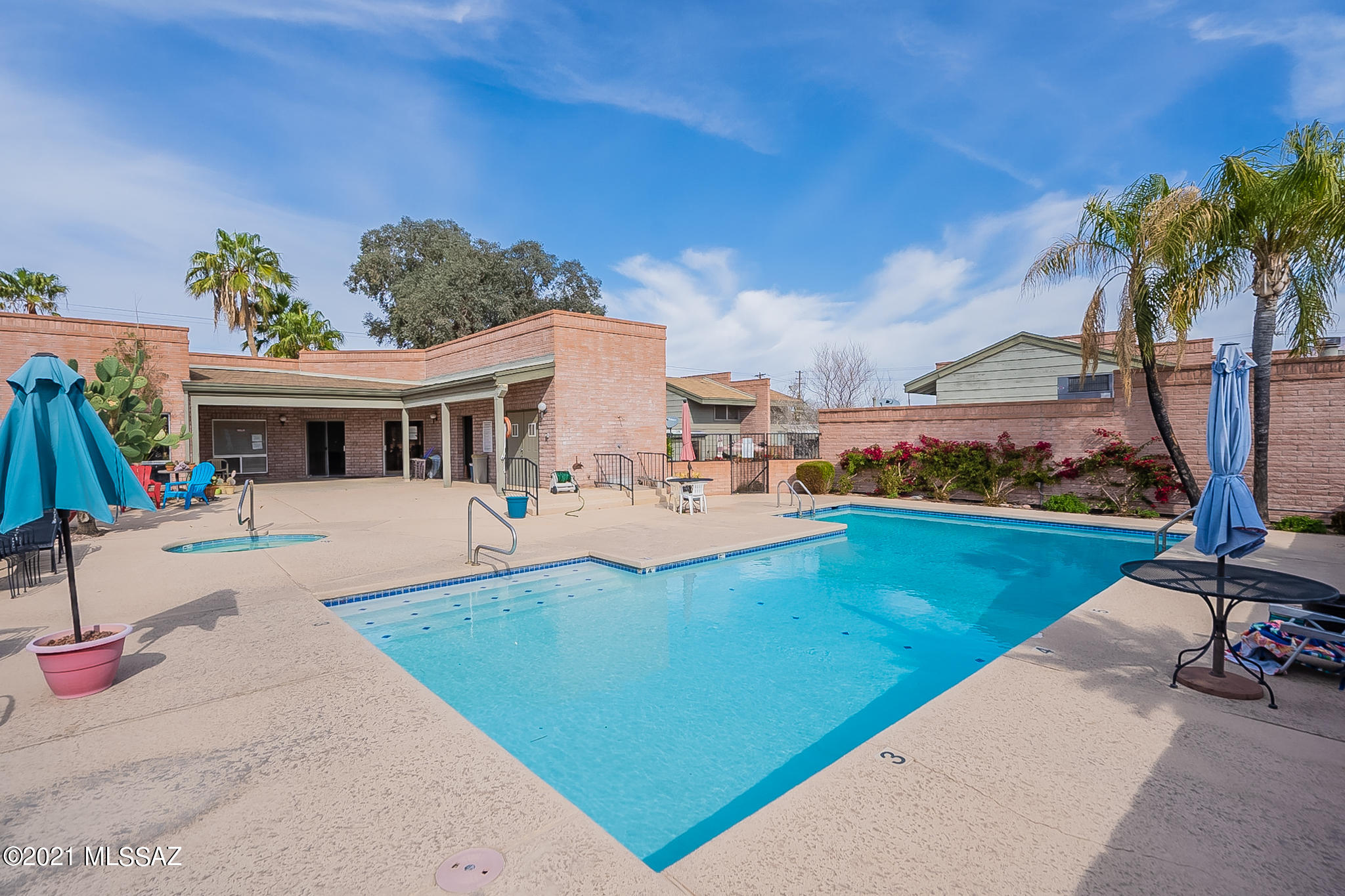 4304 East Presidio Road Tucson, AZ 85712 - Photo 4 of 38