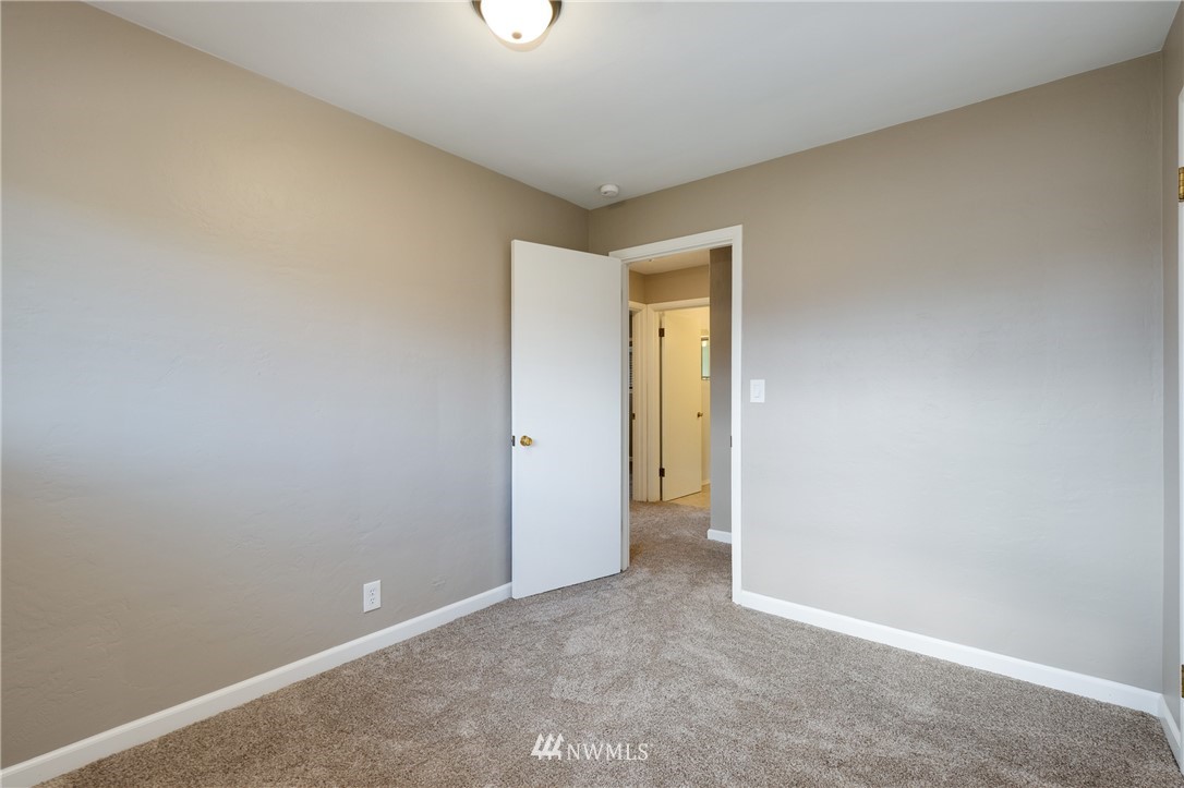 5477 Lake Valley Road Southeast Port Orchard, WA 98367 - Photo 19 of 37 Gallery Image 19
