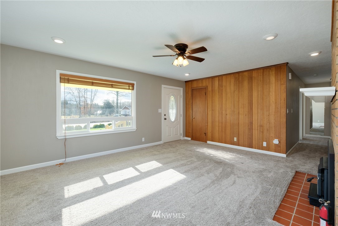 5477 Lake Valley Road Southeast Port Orchard, WA 98367 - Photo 8 of 37 Gallery Image 8