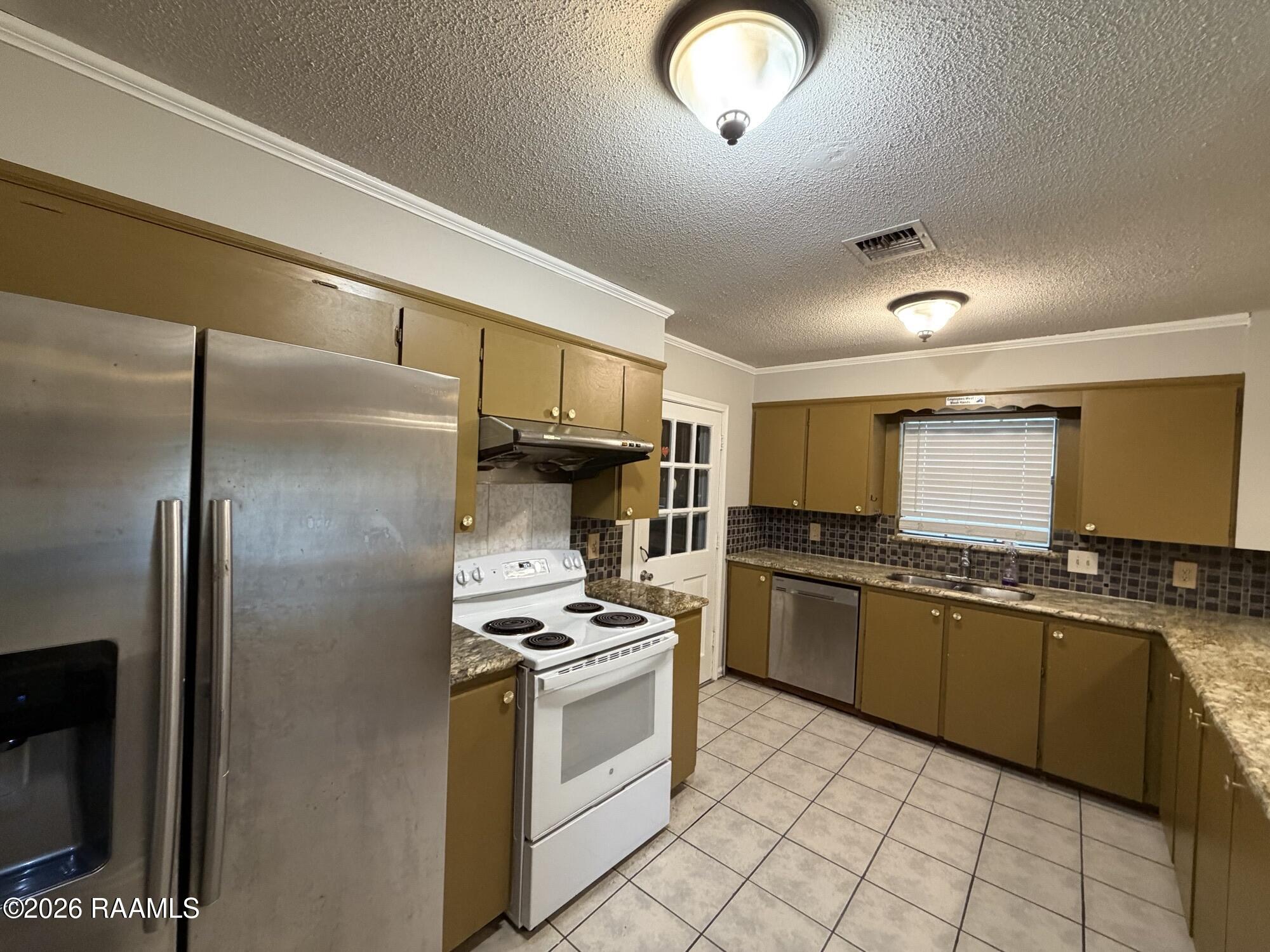 705 Rosedown Lane Lafayette, LA 70503 - Photo 5 of 15