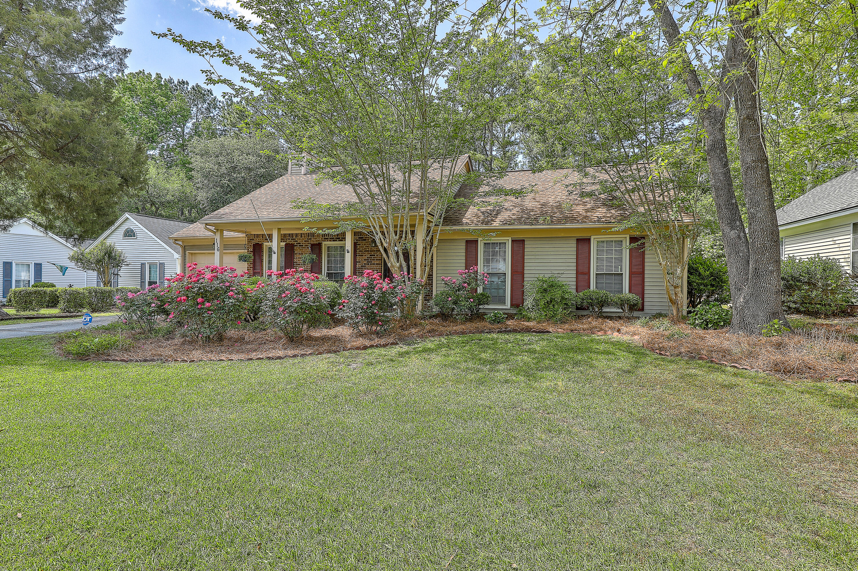 116 Commons Way Goose Creek, SC 29445 - Photo 3 of 23 0W7A8972_3_4_5_6_7_8