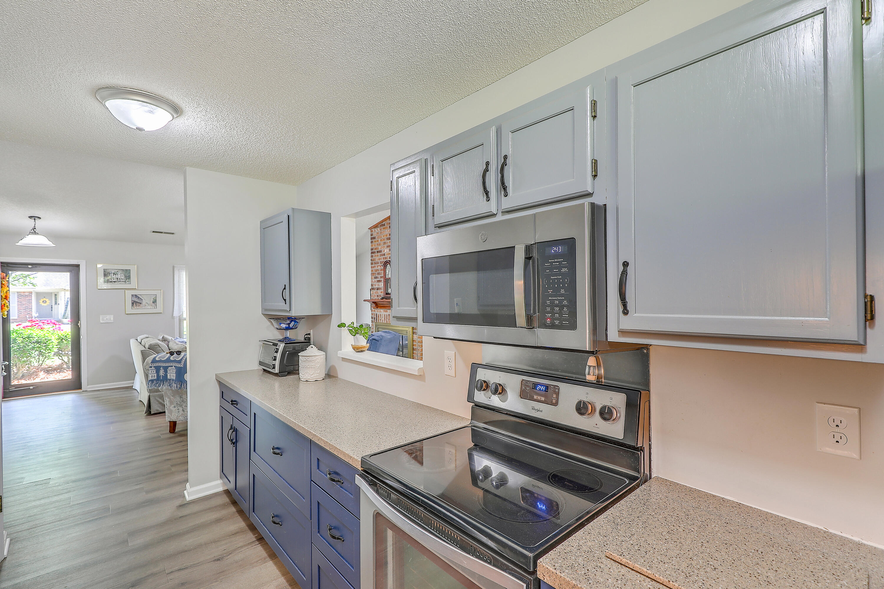 116 Commons Way Goose Creek, SC 29445 - Photo 9 of 23 0W7A8846_47_48_49_50_51_52