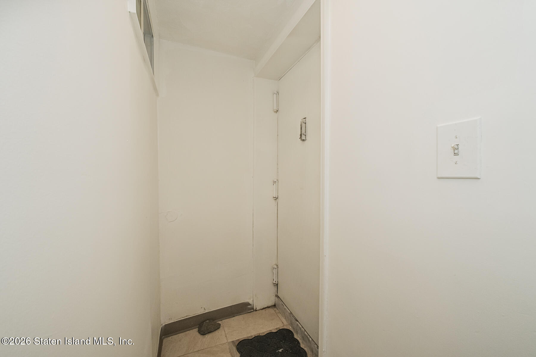 490 Clove Road, Unit MS Staten Island, NY 10310 - Photo 18 of 20 Entrance