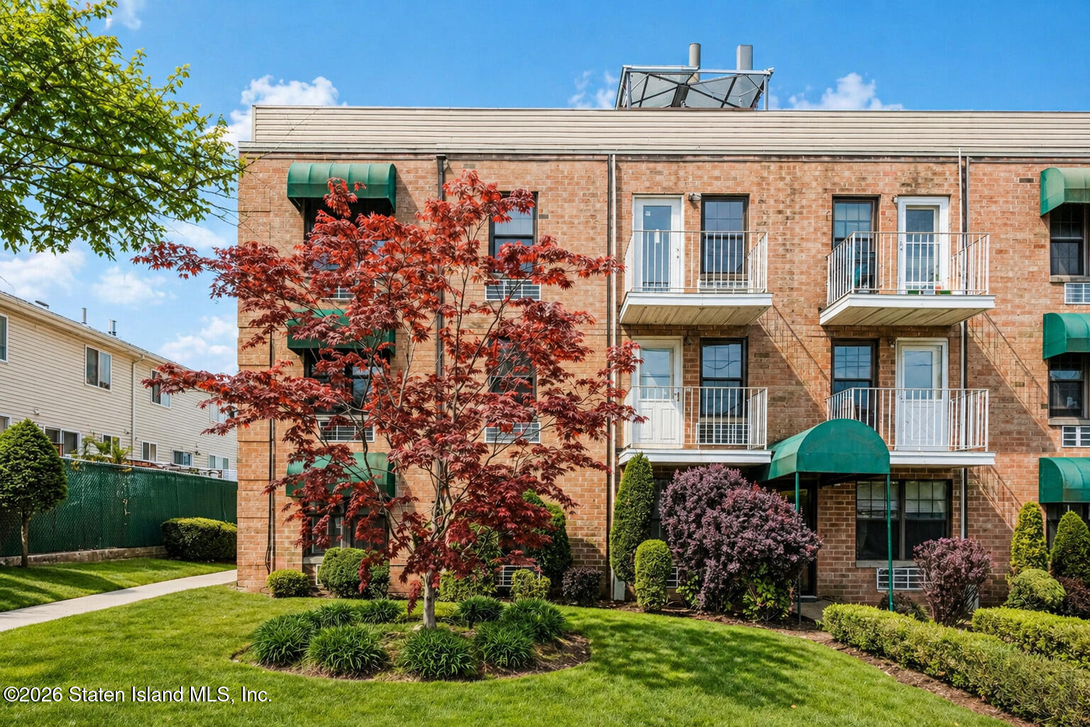 490 Clove Road, Unit MS Staten Island, NY 10310 - Photo 19 of 20 Front of Building