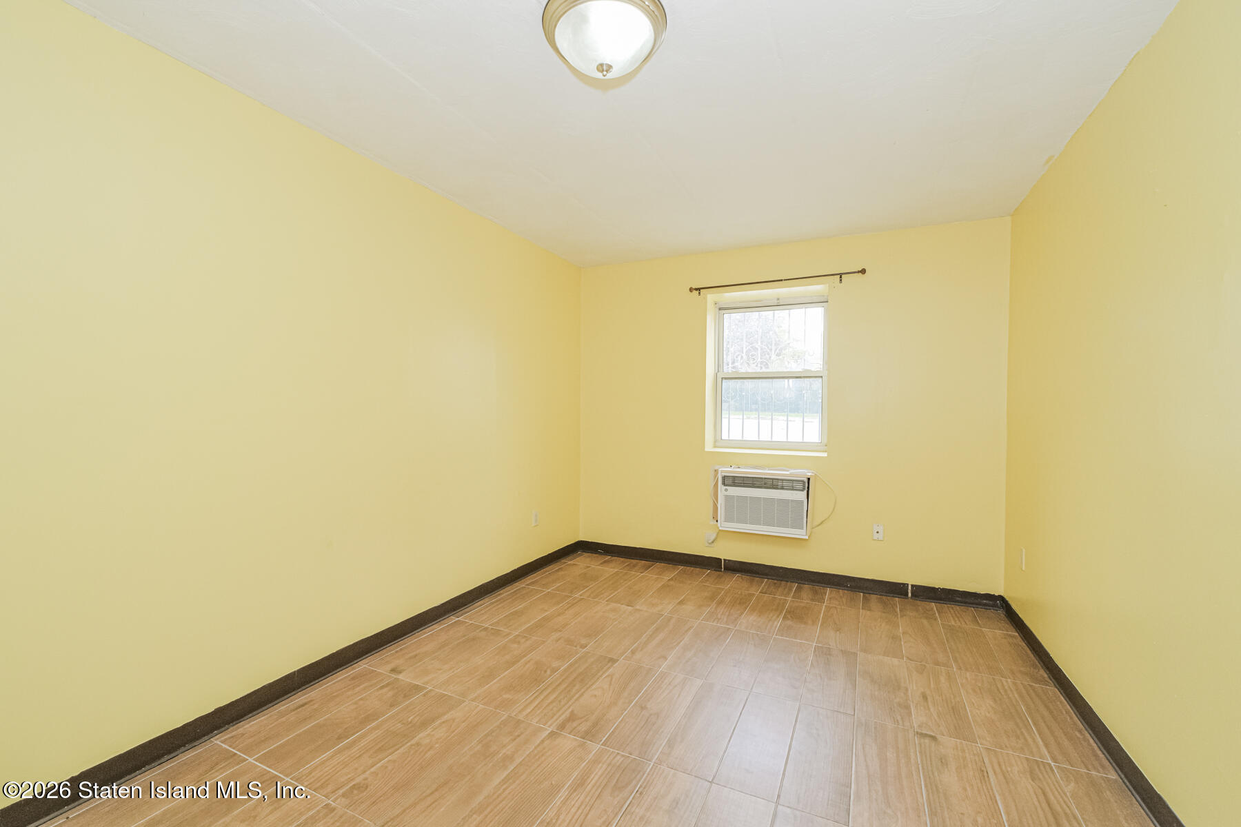 490 Clove Road, Unit MS Staten Island, NY 10310 - Photo 4 of 20 Bedroom 1
