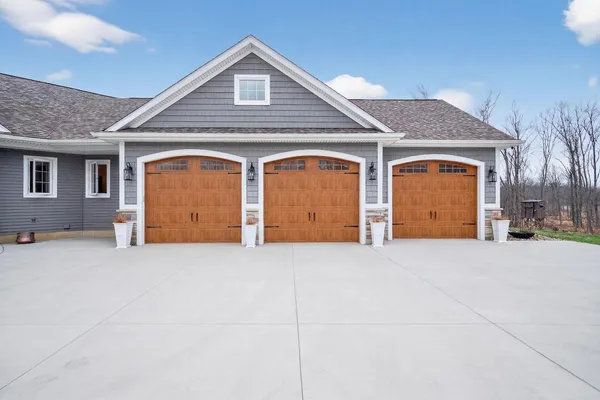 $1,599,900 | 13025 Pope Church Road, Springport, MI 49284