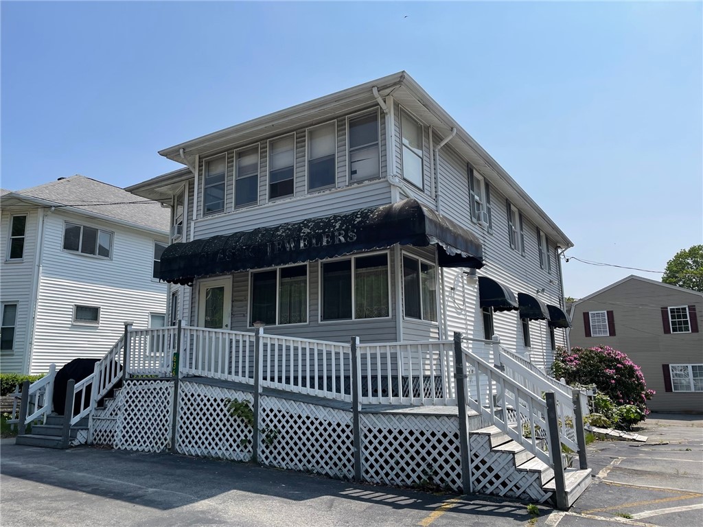 636 Great Road North Smithfield, RI 02896 - Photo 1 of 14