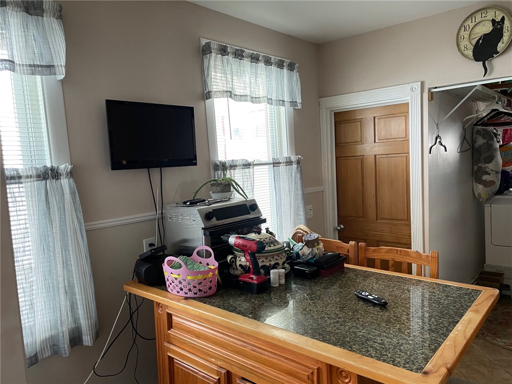 636 Great Road North Smithfield, RI 02896 - Photo 4 of 14