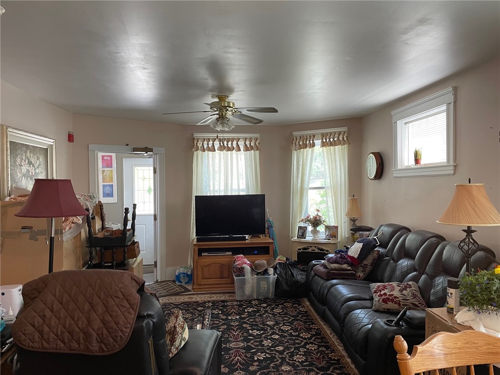 636 Great Road North Smithfield, RI 02896 - Photo 6 of 14