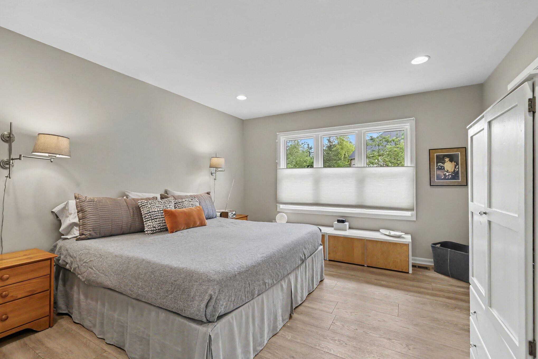 1696 West Ellsworth Road Ann Arbor, MI 48108 - Photo 17 of 37 017_file_1097