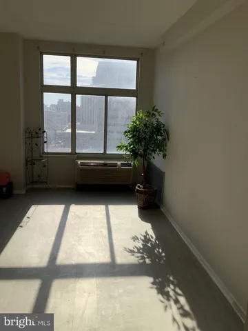 a view of livingroom with furniture