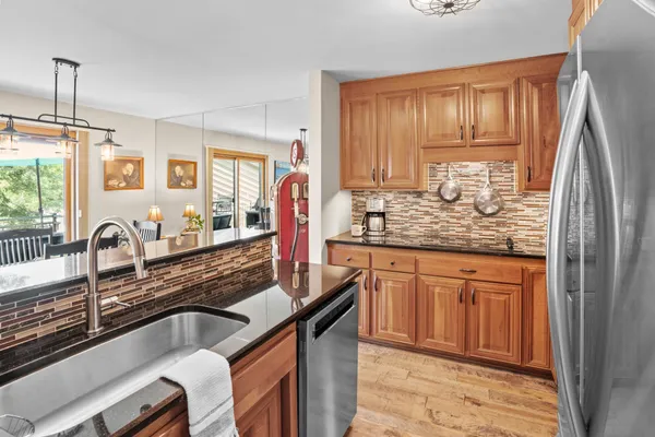 $770,000 | 6568 Harborview Circle Northeast, Prior Lake, MN 55372