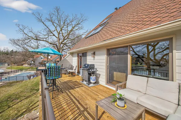 $770,000 | 6568 Harborview Circle Northeast, Prior Lake, MN 55372