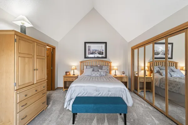 $770,000 | 6568 Harborview Circle Northeast, Prior Lake, MN 55372