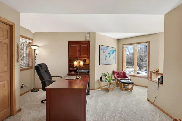 $770,000 | 6568 Harborview Circle Northeast, Prior Lake, MN 55372