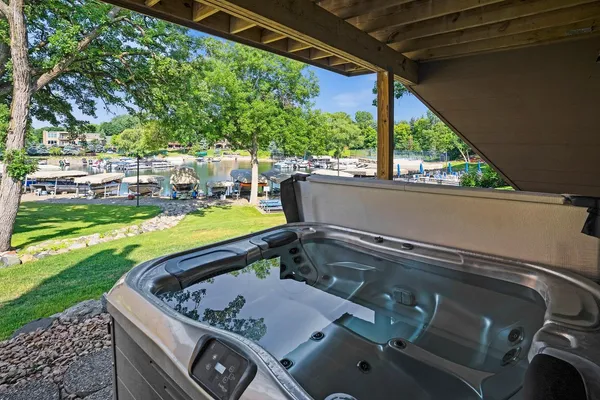 $770,000 | 6568 Harborview Circle Northeast, Prior Lake, MN 55372