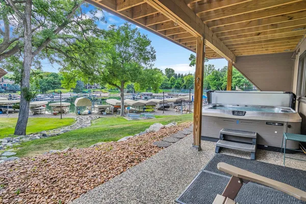 $770,000 | 6568 Harborview Circle Northeast, Prior Lake, MN 55372