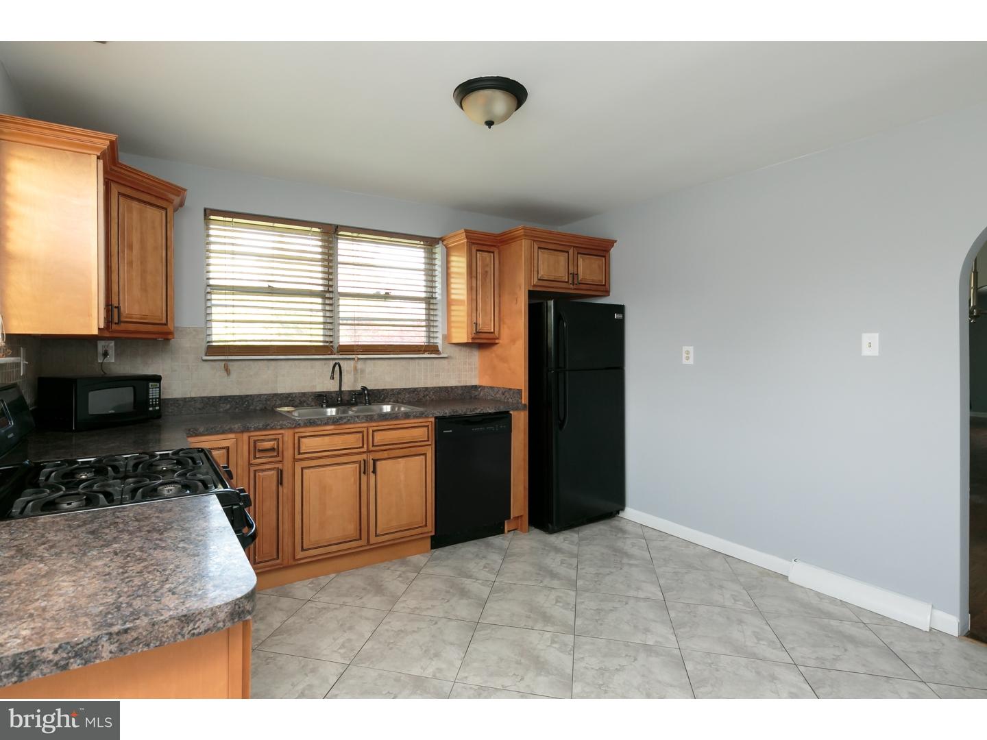 1868 Almonesson Road Woodbury, NJ 08096 - Photo 11 of 25