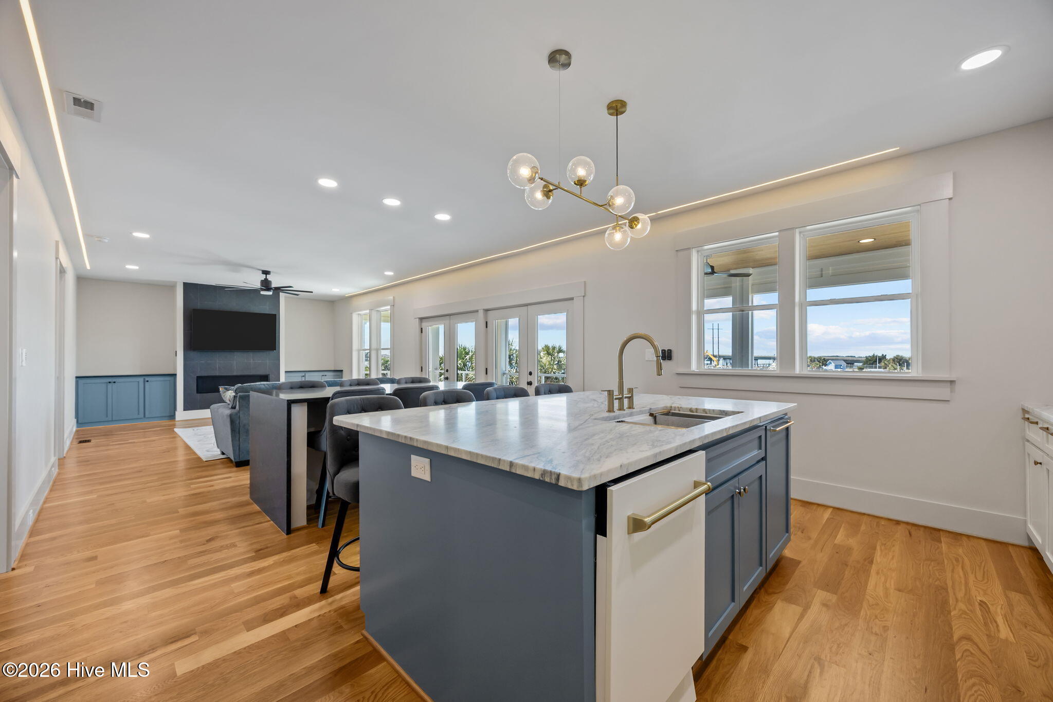 208 Radio Island Road Morehead City, NC 28516 - Photo 12 of 80 38-web-or-mls-208 Radio Island 064