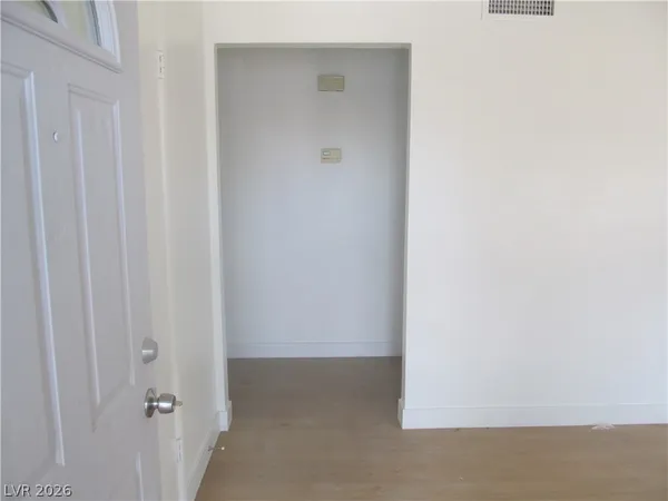 $1,800 | 7036 Pinebrook Court, Las Vegas, NV 89147