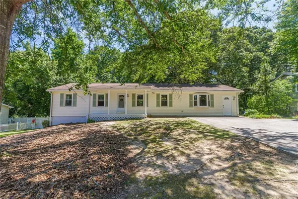 $325,000 | 1527 Bennett Road, Grayson, GA 30017