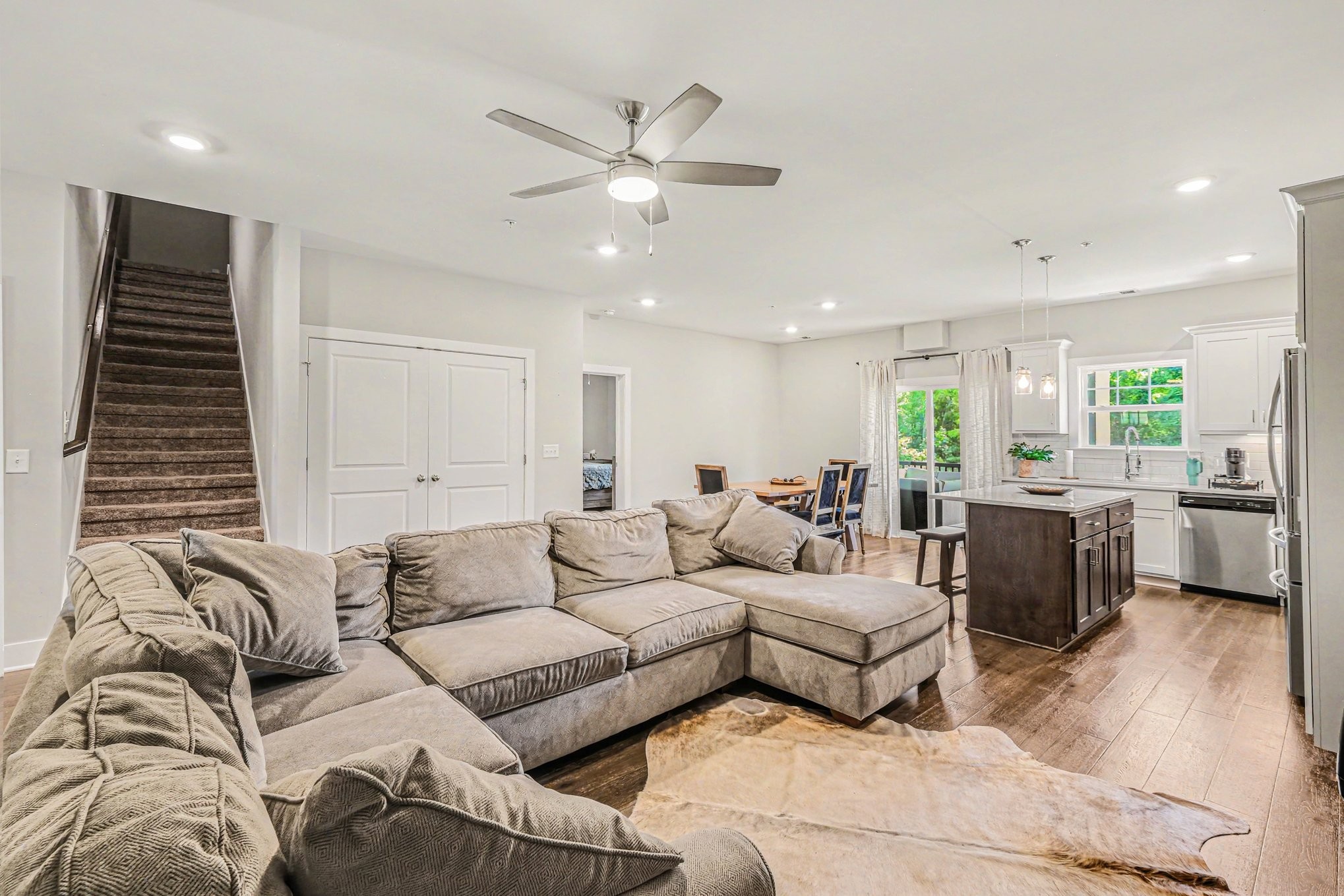 1144 Lock 4 Road, Unit H3 Gallatin, TN 37066 - Photo 5 of 22 a living room with furniture and a wooden floor