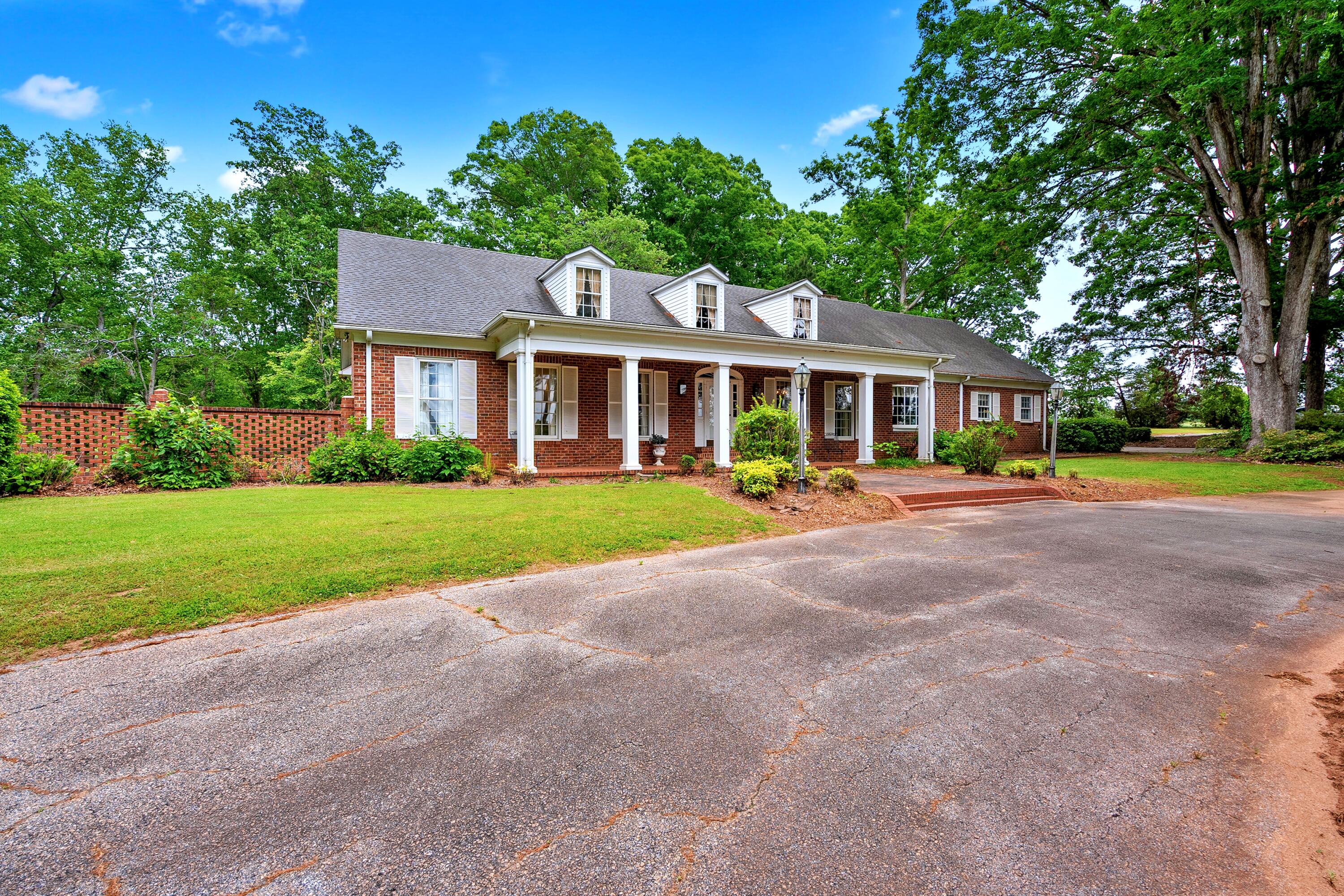 2221 Deadfall Road West Greenwood, SC 29649 - Photo 4 of 60 batch_DSC02206