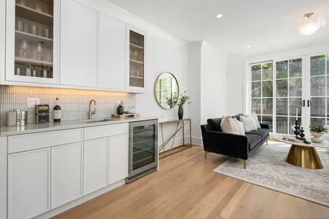$2,150,000 | 1942 North Orchard Street, Unit 1N, Chicago, IL 60614