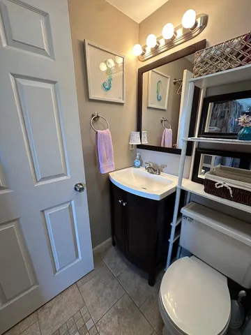 $180,000 | 550 Winnacunnet Road, Unit 218, Hampton, NH 03842