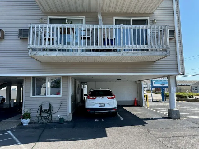 $180,000 | 550 Winnacunnet Road, Unit 218, Hampton, NH 03842