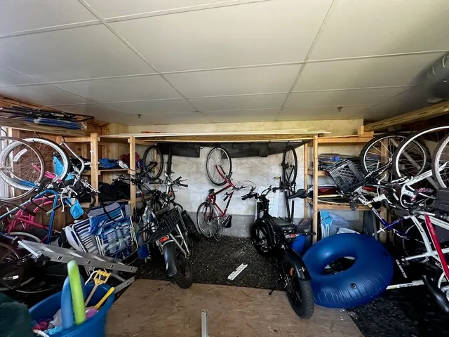 $180,000 | 550 Winnacunnet Road, Unit 218, Hampton, NH 03842