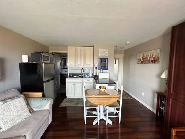 $180,000 | 550 Winnacunnet Road, Unit 218, Hampton, NH 03842