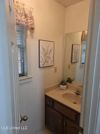 $419,500 | 8625 Deercreek Circle, Olive Branch, MS 38654